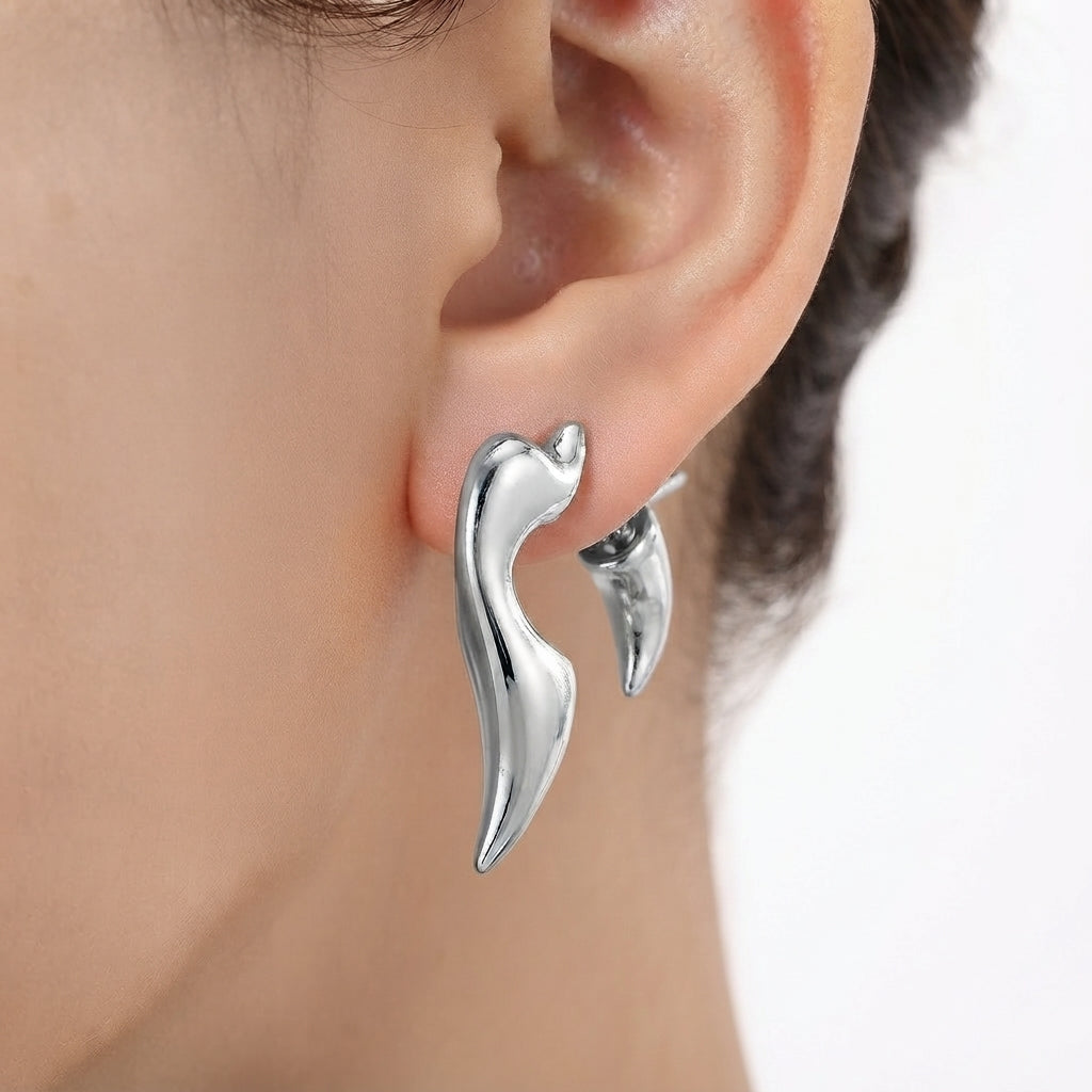Flame Earrings in Silver