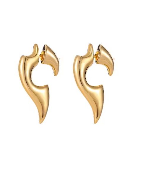Flame Earrings in Gold
